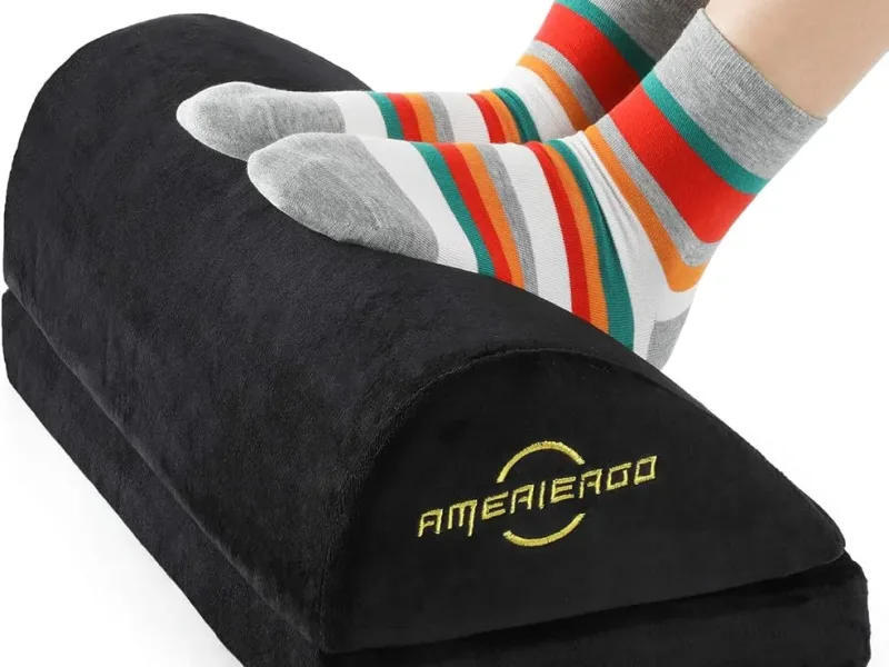 Coussin repose-pieds réglable en forme de coin